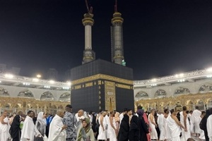 umrah by air dubai