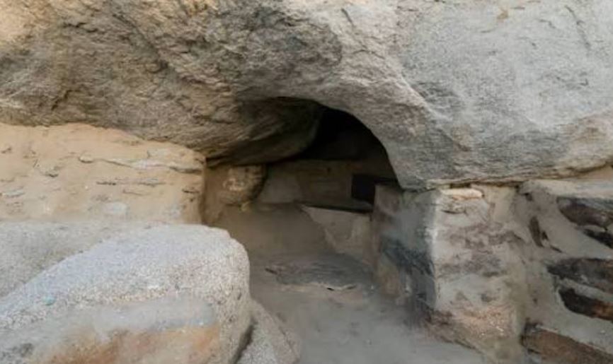 cave thawr